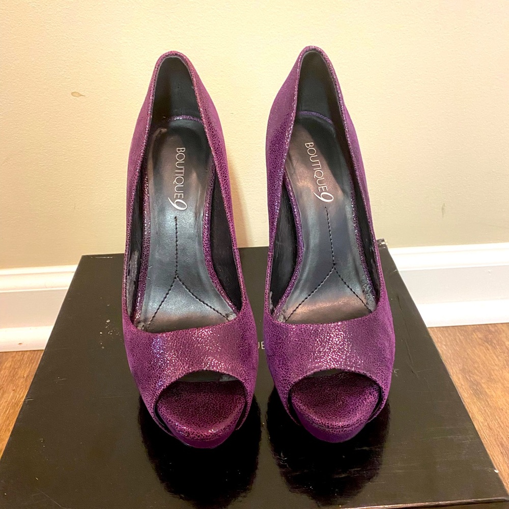 Purple Peep toe Pumps!💜